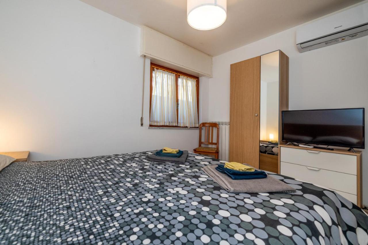 Casa Bell - Appartamento Con Parcheggio Privato E Bike Room Finale Ligure Dış mekan fotoğraf